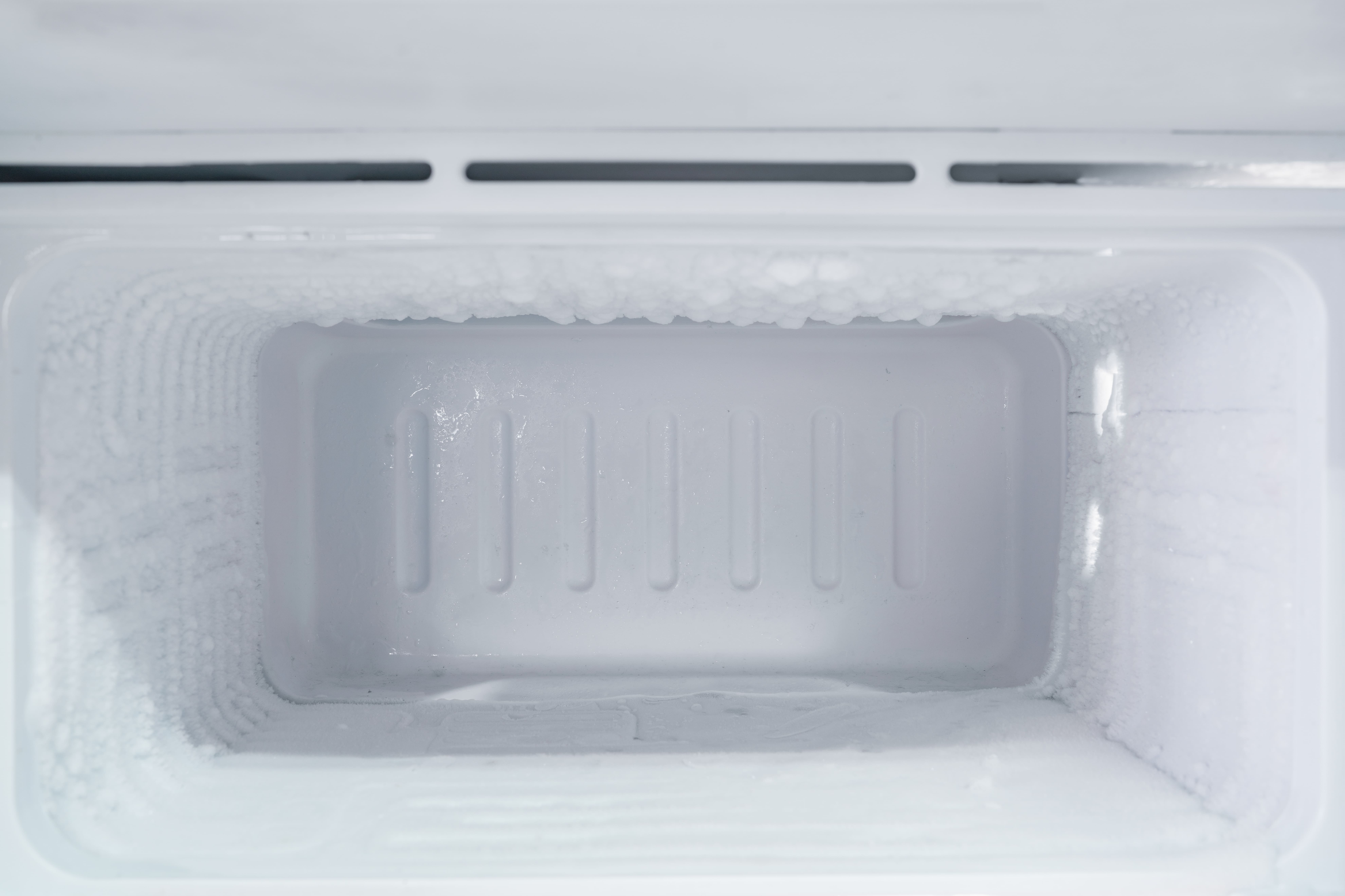 Votre congélateur givre en cas de contact froid et chaud