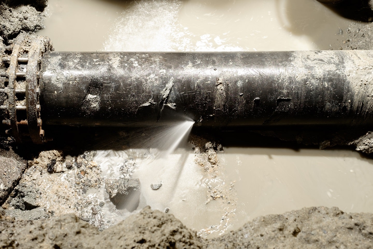 Canalisation endommagée par un coup de bélier