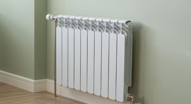 Une fenêtre doit être placée environ à 50cm de hauteur du radiateur