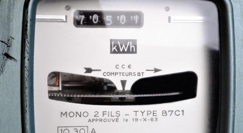 ancien compteur électrique