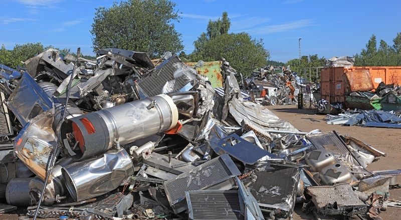 collecte de métaux dans une dechetterie