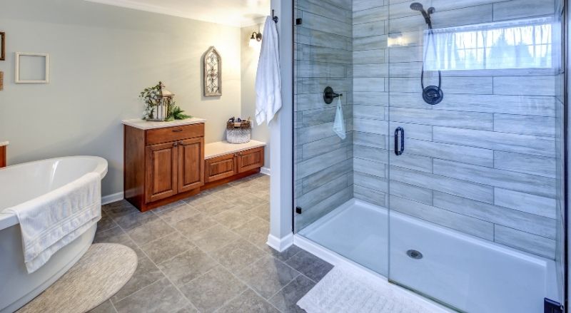 grande douche à l'italienne