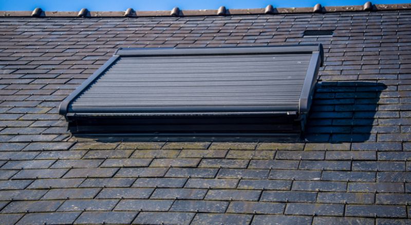 volet roulant sur un velux